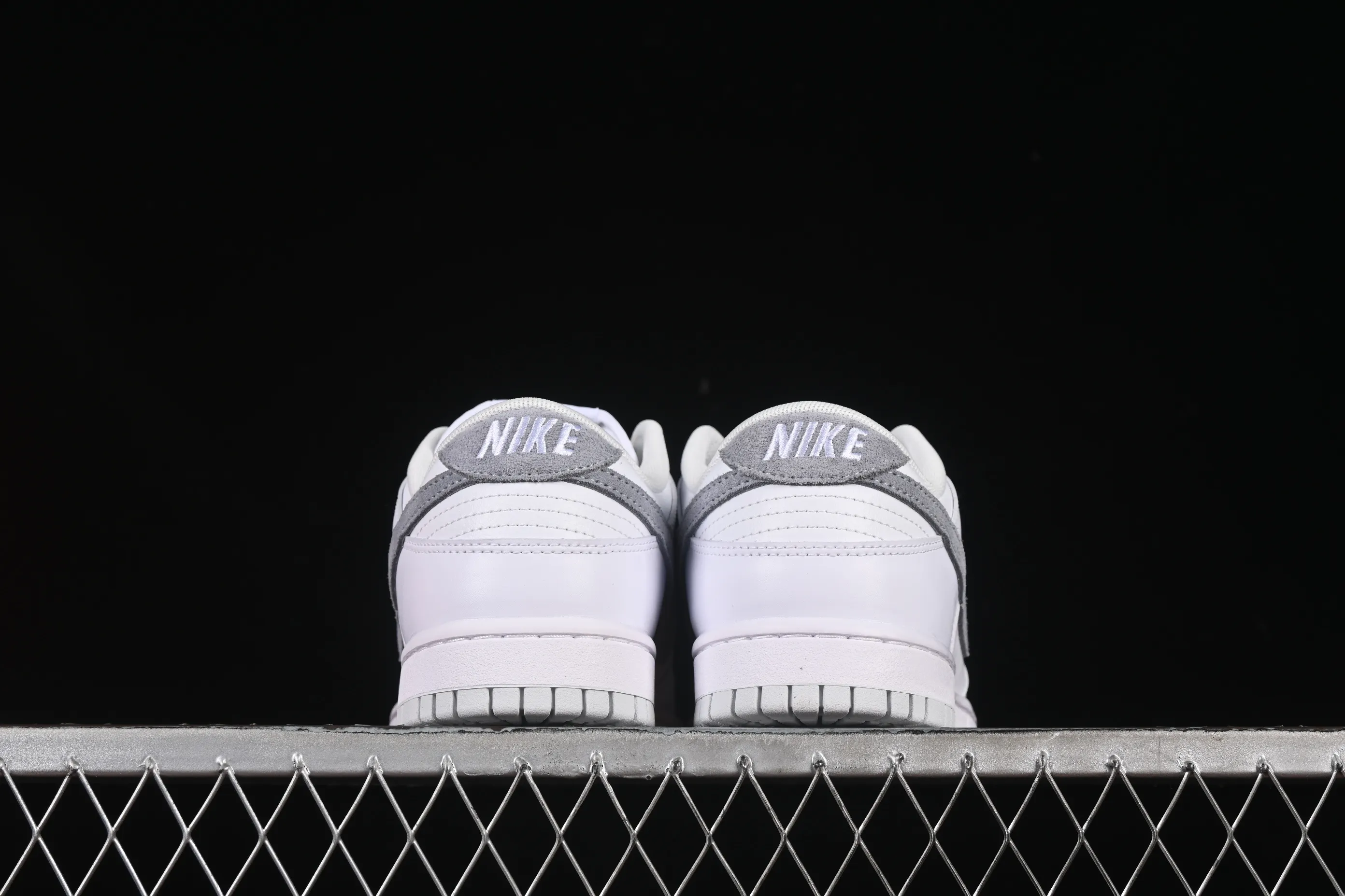 All categories Nk SB Dunk series Nk SB Dunk Low low-top sneakers Nike SB Dunk Low white gray low-top casual sneakers IH0632-141
